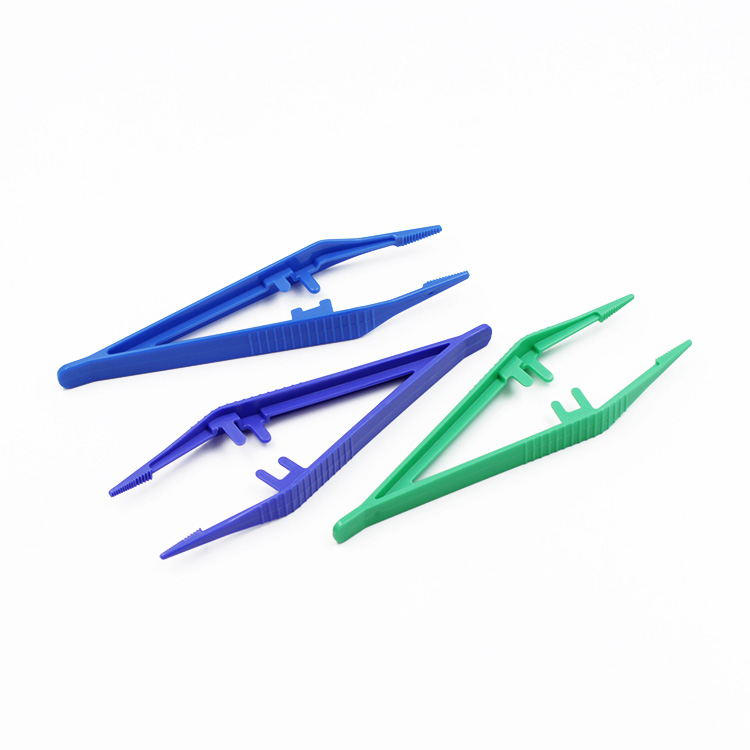 Plastic Forceps
